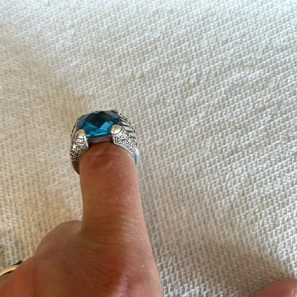 100% Authentic David Yurman blue Topaz/diamond ring size 7 - Picture 2 of 9